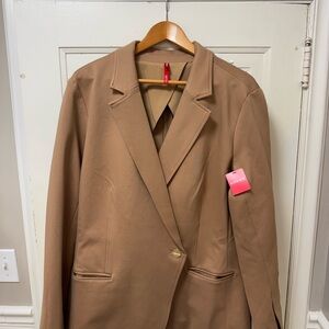 SPANX Asymmetric Ponte Blazer in Toffee